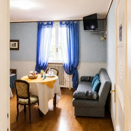 Gli Oleandri Bed & Breakfast 4*